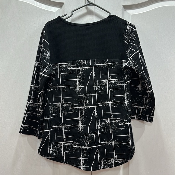 Top M - Picture 2 of 5